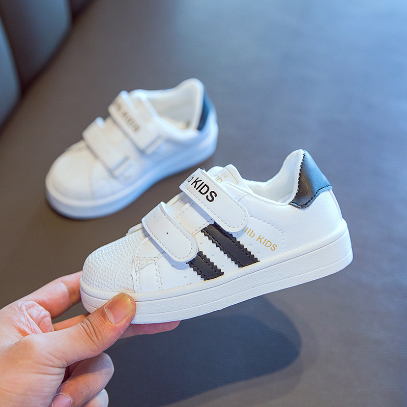 Children Girls Shoes Kids Sneakers Autumn Fashion Boys Girls Casual Shoes Comfortable Shell Head Shoes, Black
Children Girls Shoes Kids Sneakers Autumn Fashion Boys Girls Casual Shoes Comfortable Shell Head Shoes, Black
