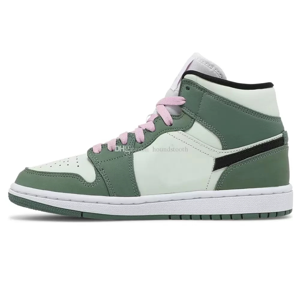 Jumpman Wmns 1 Mid SE Dutch Green Basketball shoes 1s Sneakers CZ0774 300, Court purple
Jumpman Wmns 1 Mid SE Dutch Green Basketball shoes 1s Sneakers CZ0774 300, Court purple