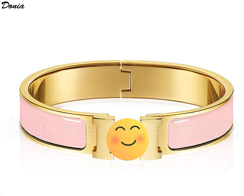 Donia jewelry luxury bangle European and American fashion classic exaggerated 12mm metal letter titanium steel bracelet designer with box
Donia jewelry luxury bangle European and American fashion classic exaggerated 12mm metal letter titanium steel bracelet designer with box