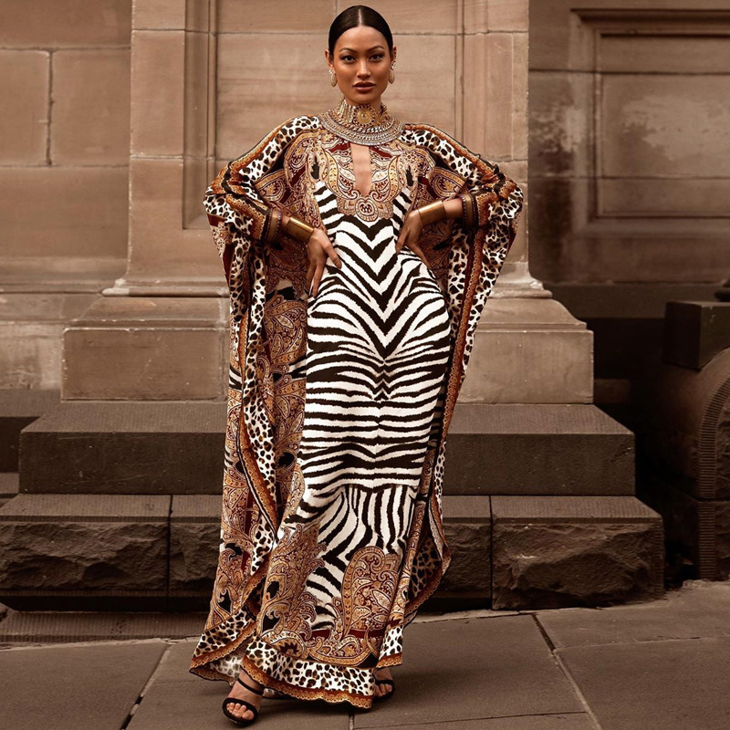 African Dresses for Women Plus Size Zebra Printed Dashiki Elegant Ladies Gown Muslim Abaya Kaftan Bat Sleeve V-neck Robes 210408