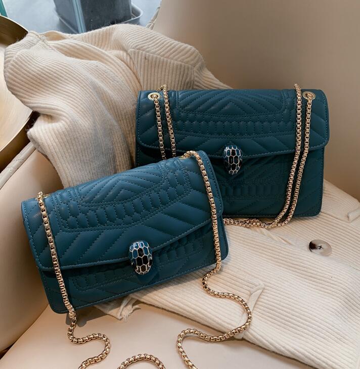 Factory wholesale women handbag sweet embroidered chain bag elegant car sewing plaid handbags street fashion leather womens shoulder bags
Factory wholesale women handbag sweet embroidered chain bag elegant car sewing plaid handbags street fashion leather womens shoulder bags