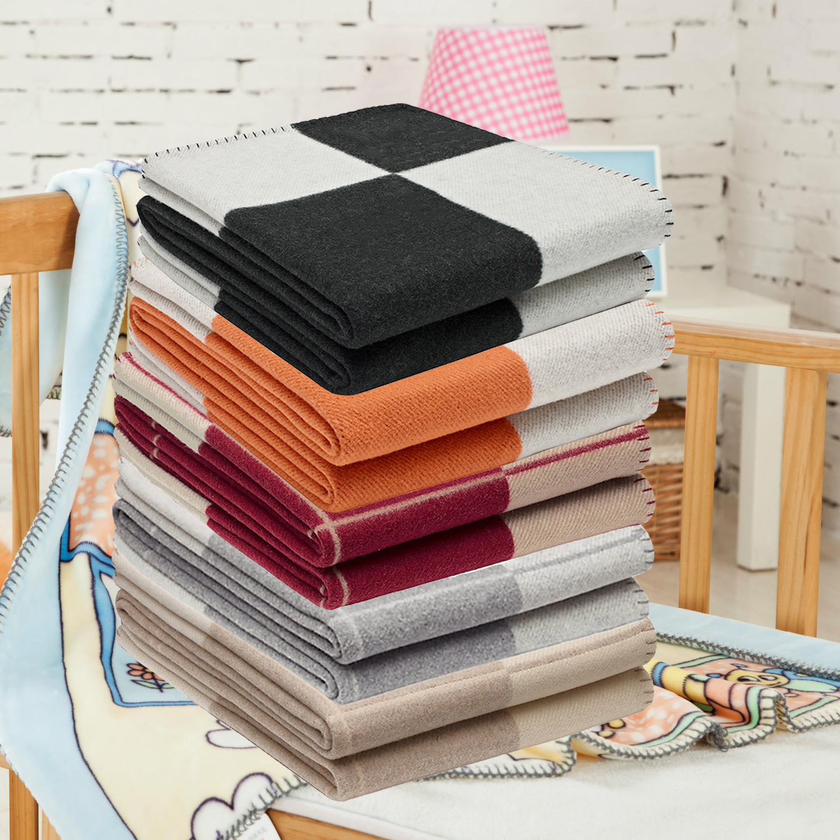 2021 15 Styles Letter Cashmere Designer Blanket Soft Wool Scarf Shawl Portable Warm Plaid Sofa Bed Fleece Knitted Throw
2021 15 Styles Letter Cashmere Designer Blanket Soft Wool Scarf Shawl Portable Warm Plaid Sofa Bed Fleece Knitted Throw