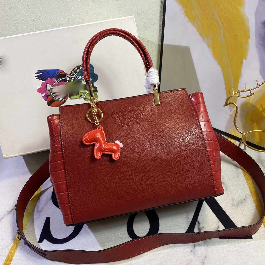 designer bag designers womens handbags purses handbag women bags Europe and America casual fashion classic all-match crossbody purse 5006
designer bag designers womens handbags purses handbag women bags Europe and America casual fashion classic all-match crossbody purse 5006