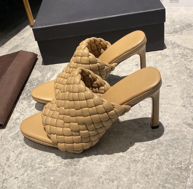 multi color red nude high heel shoes designer sandals luxury women designer shoes black blue tradingbear, Extra carton;not shoes
multi color red nude high heel shoes designer sandals luxury women designer shoes black blue tradingbear, Extra carton;not shoes