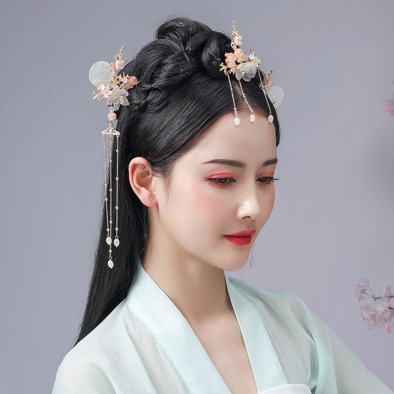 Hair Clips & Barrettes Elegant Classical Style Hairpin Haircomb Set Sweet Accessories Flower Wedding Tassel Step Shake Coronet Bridal Headdr, Golden;silver
Hair Clips & Barrettes Elegant Classical Style Hairpin Haircomb Set Sweet Accessories Flower Wedding Tassel Step Shake Coronet Bridal Headdr, Golden;silver