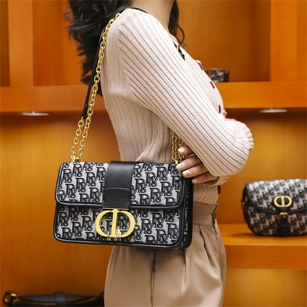 bags women's versatile fashion canvas embroidery Single Shoulder Messenger chain Mengtian small square bag Purse Outlet, Black montaigne
bags women's versatile fashion canvas embroidery Single Shoulder Messenger chain Mengtian small square bag Purse Outlet, Black montaigne