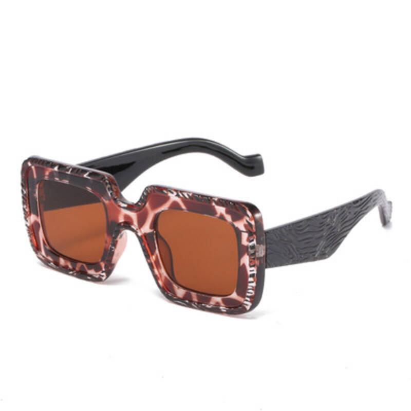 Sunglasses Retro Square Colored Women 2021 Designer Personality Wide Legs Sun Glasses Female Candy Color Shades Men, White;black
Sunglasses Retro Square Colored Women 2021 Designer Personality Wide Legs Sun Glasses Female Candy Color Shades Men, White;black