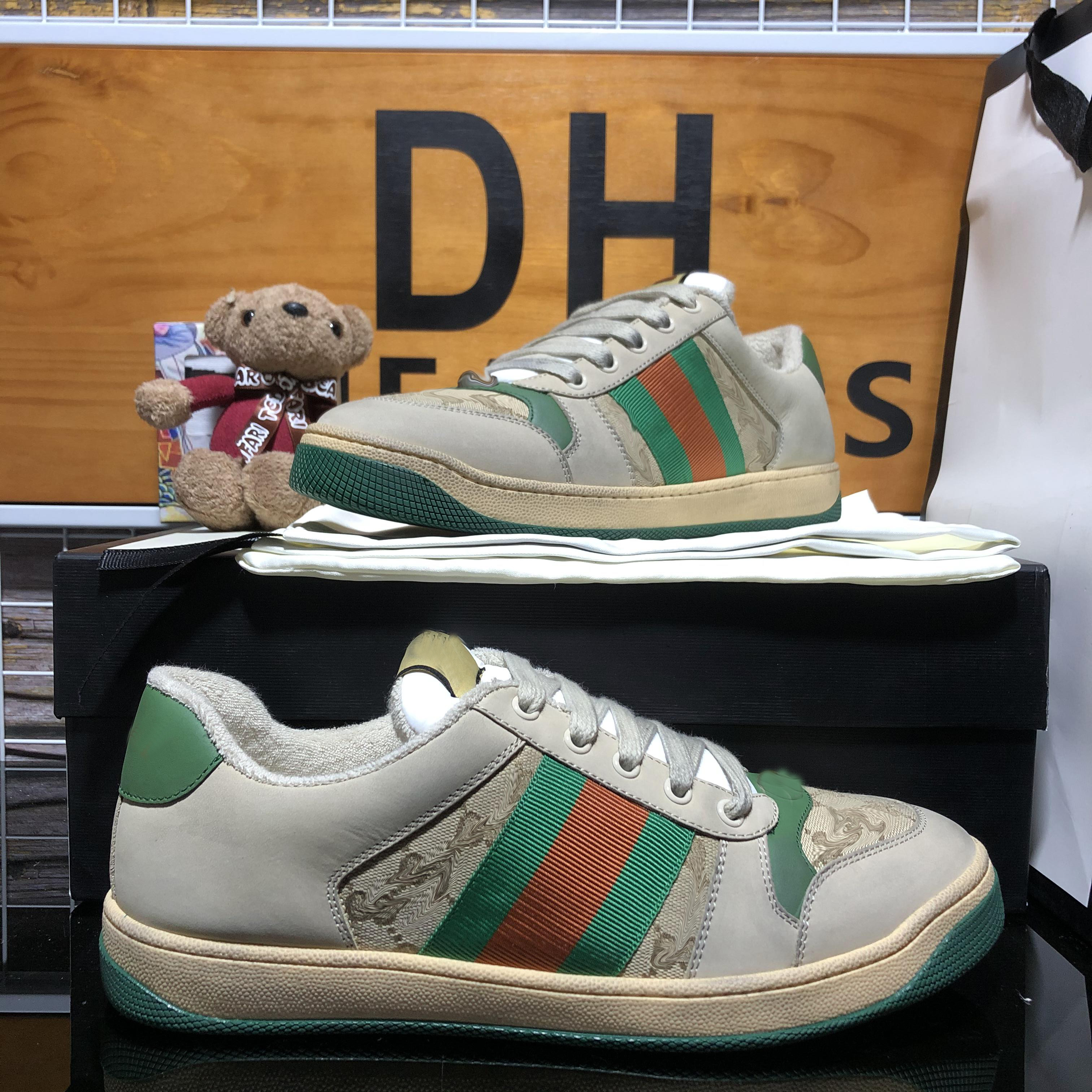 Top Quality Men Women Luxurys Designers Shoes Bee Snake Casual Genuine Leather Sneaker Embroidery Classic Trainers Python Embroidered Lover Sneakers With Box, Gifts
Top Quality Men Women Luxurys Designers Shoes Bee Snake Casual Genuine Leather Sneaker Embroidery Classic Trainers Python Embroidered Lover Sneakers With Box, Gifts