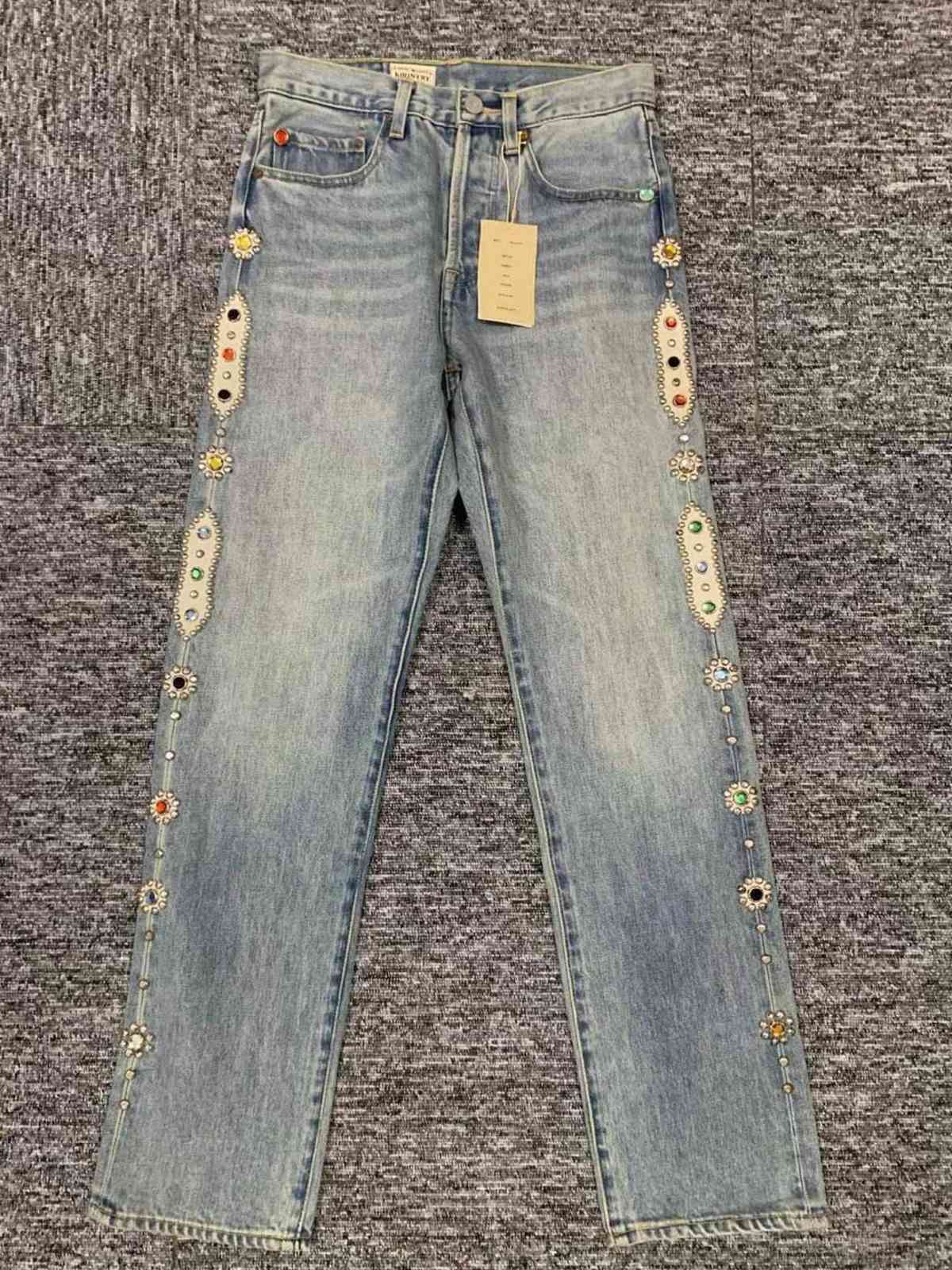 Chrome&heart Correct version Kapital hand inlaid wash used high street loose straight casual jeans, Blue
Chrome&heart Correct version Kapital hand inlaid wash used high street loose straight casual jeans, Blue