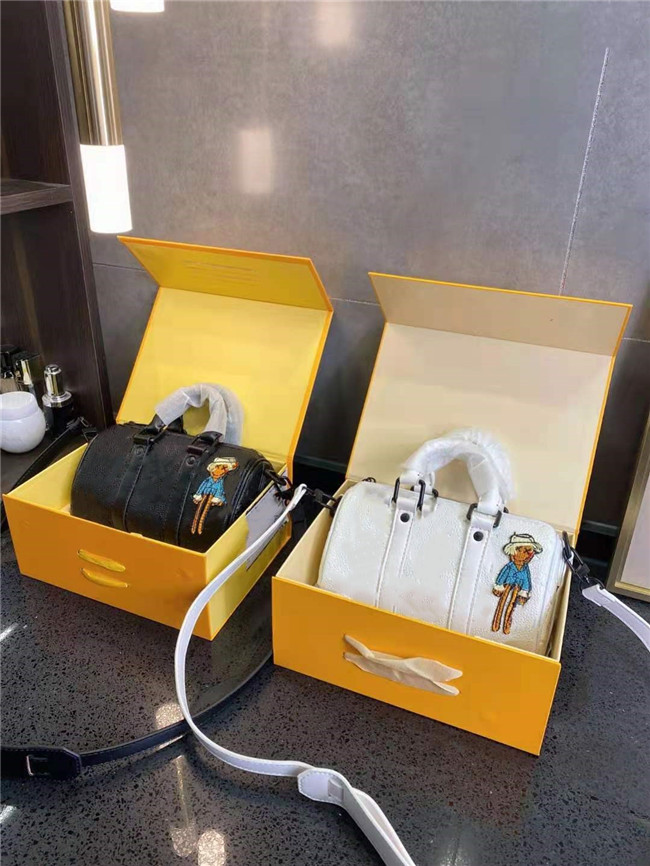 2021 latest pillow bags luxury designer handbags highend crossbody wallet casual shoulder women handbag large capacity cartoon image decorat
2021 latest pillow bags luxury designer handbags highend crossbody wallet casual shoulder women handbag large capacity cartoon image decorat