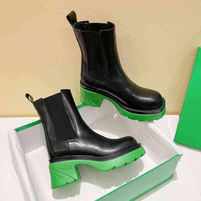 Boots Women's New Fashion Soles Thick Heels Black Green Pink Leather High Heel Chelsea Chimney Shoes 1119
Boots Women's New Fashion Soles Thick Heels Black Green Pink Leather High Heel Chelsea Chimney Shoes 1119