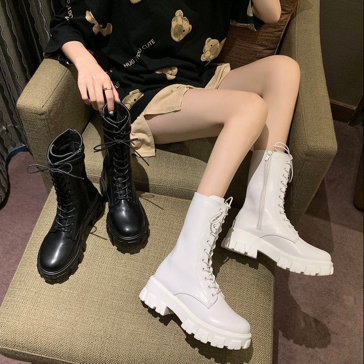 2022 NEW Woman Ankle Boots Flat Heel Shoes Women Lace Up Winter Autumn Shoes Daily Short Boots Woman Footwear Size -40, Black
2022 NEW Woman Ankle Boots Flat Heel Shoes Women Lace Up Winter Autumn Shoes Daily Short Boots Woman Footwear Size -40, Black