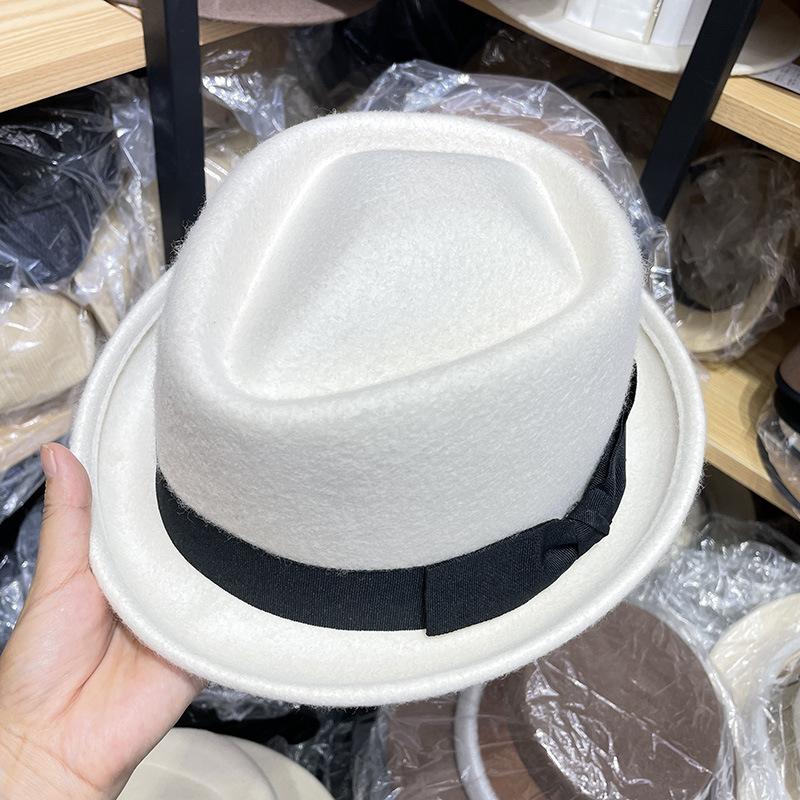 Stingy Brim Hats Wool Fedora Hat Women Ribbon Band Men Wide Classic Beige White Wedding Hip Hop Winter Women's Panama Jazz, Khaki
Stingy Brim Hats Wool Fedora Hat Women Ribbon Band Men Wide Classic Beige White Wedding Hip Hop Winter Women's Panama Jazz, Khaki