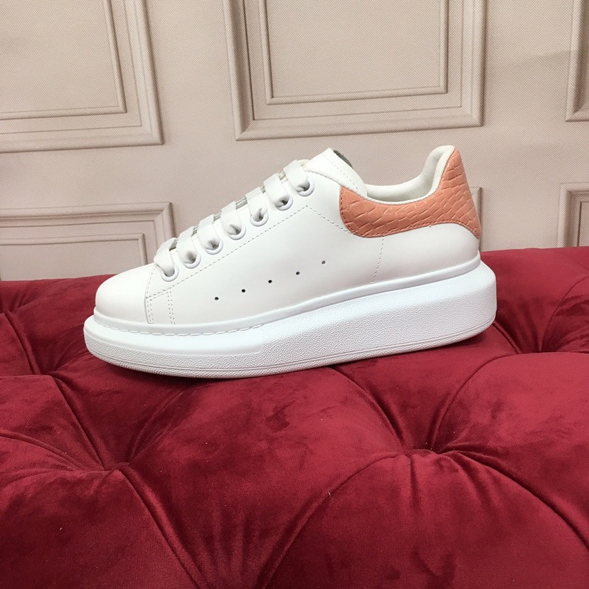 2021 Fashion Luxury designer fashion brand sports shoes men women casual spikes sports shoes size 34-45, 01
2021 Fashion Luxury designer fashion brand sports shoes men women casual spikes sports shoes size 34-45, 01