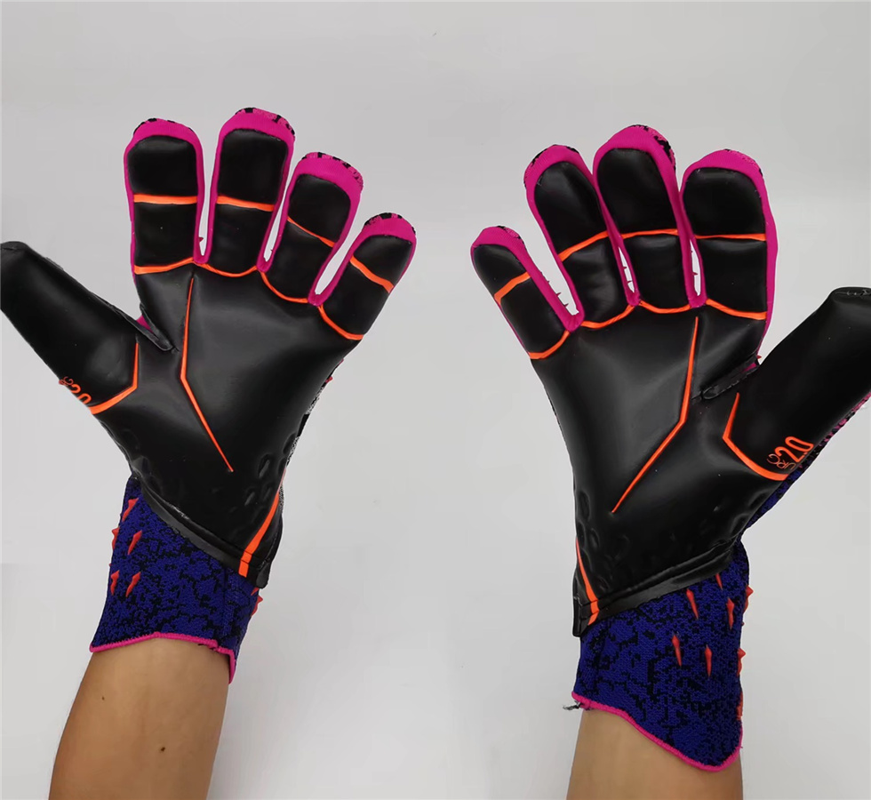 ZK new latex goalkeeper gloves no finger guards thickened football goalkeeper gloves professional football goalkeeper glove, Black
ZK new latex goalkeeper gloves no finger guards thickened football goalkeeper gloves professional football goalkeeper glove, Black