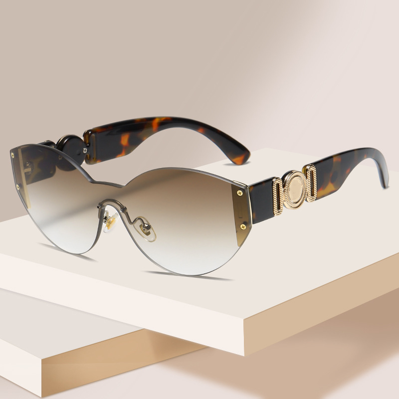 2021 Designer Cat Eye Sunglasses Womens 2224 Vintage Shades Driving Polarized Sunglasse Male Glasses Men Fashion Metal Plank Sunglass Eyewear, White;black
2021 Designer Cat Eye Sunglasses Womens 2224 Vintage Shades Driving Polarized Sunglasse Male Glasses Men Fashion Metal Plank Sunglass Eyewear, White;black