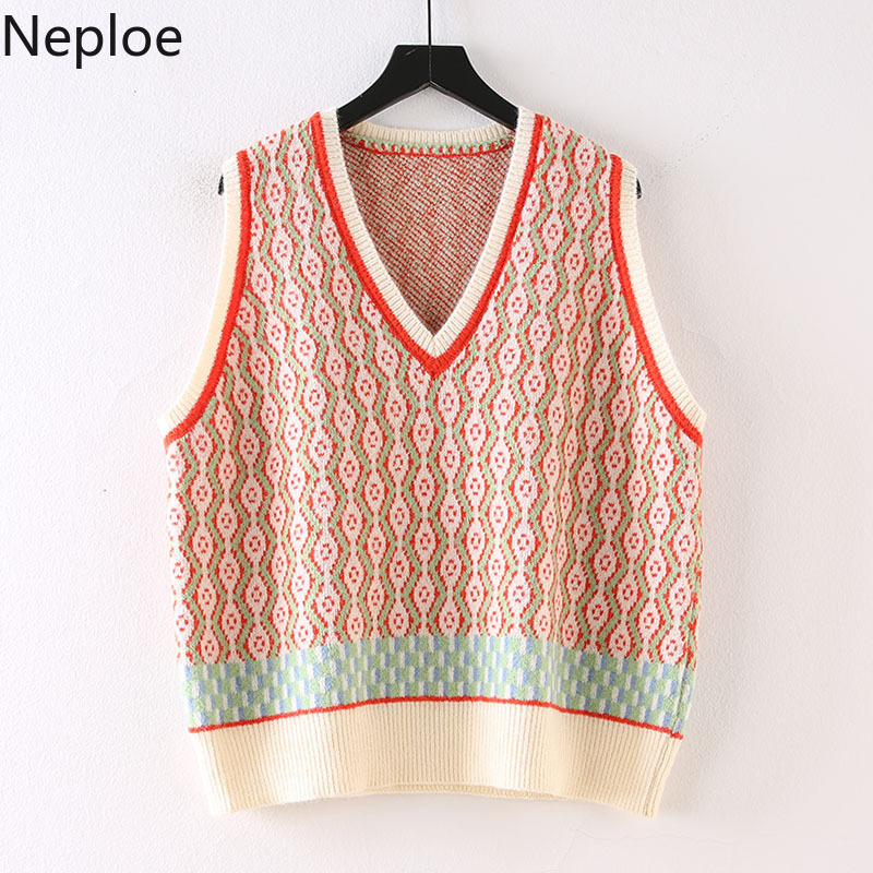 Neploe Vintage Crochet Floral Sweaters Vest Women V-neck Sleeveless Knitted Pullovers Waistcoat Loose Plaid Tank Tops Female 210422