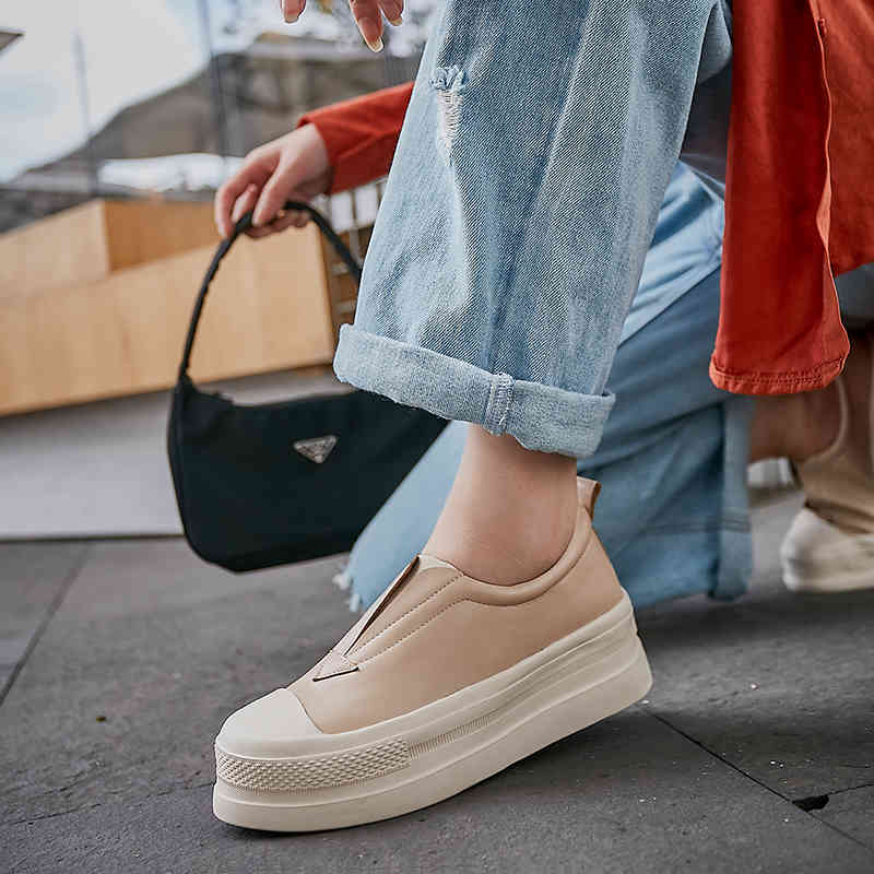 Sandals genuine leather flat platform women's shoes spring/autumn slip-on-toe round foot handheld woman size 34- BVUR, 1# shoe box
Sandals genuine leather flat platform women's shoes spring/autumn slip-on-toe round foot handheld woman size 34- BVUR, 1# shoe box