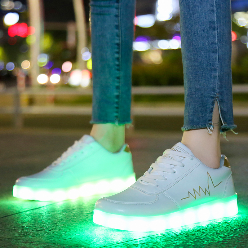 Size 30-44 Kids Shoes for Girls Boys LED Shoes Luminous Sneakers Light Up Children Tenis Led Slippers USB Recharging buty led, Black
Size 30-44 Kids Shoes for Girls Boys LED Shoes Luminous Sneakers Light Up Children Tenis Led Slippers USB Recharging buty led, Black