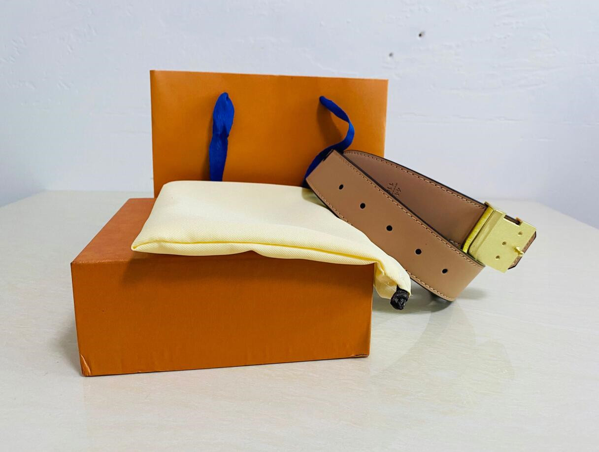 2021 Fashion top grade Custom leather belt Casual big gold Buckle Multicolor Business Men design Genuine Belts with box, Belt and box
2021 Fashion top grade Custom leather belt Casual big gold Buckle Multicolor Business Men design Genuine Belts with box, Belt and box