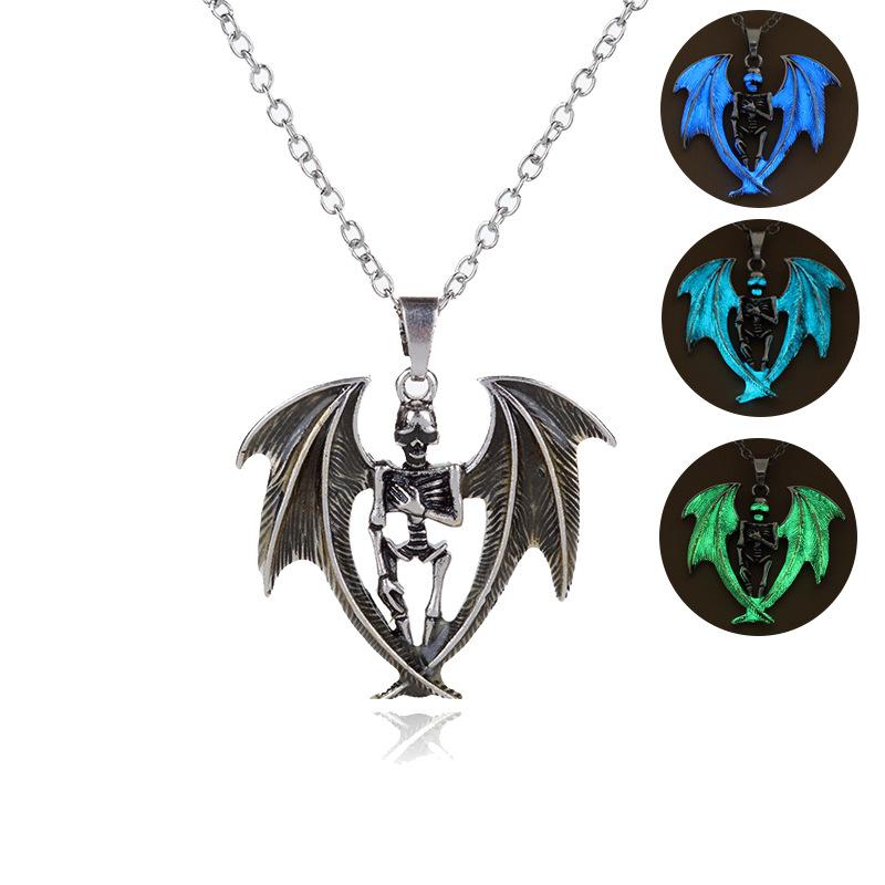 Chains Luminous Necklace Glowing Night Fluorescence Glow In The Dark Demon Skeleton Pendant For Men Women Party Hallowen Gift, Silver
Chains Luminous Necklace Glowing Night Fluorescence Glow In The Dark Demon Skeleton Pendant For Men Women Party Hallowen Gift, Silver