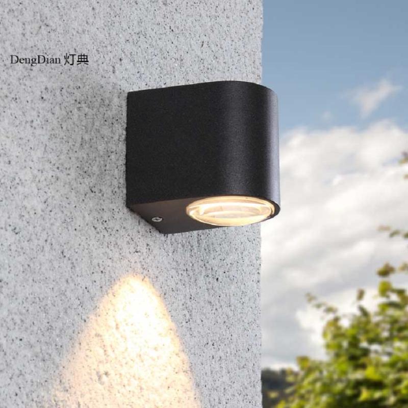 Outdoor Wall Lamps Mordern Home And Lighting LED COB Waterproof Aluminum Downlights Porch Lights Warm Light 220-240V
Outdoor Wall Lamps Mordern Home And Lighting LED COB Waterproof Aluminum Downlights Porch Lights Warm Light 220-240V
