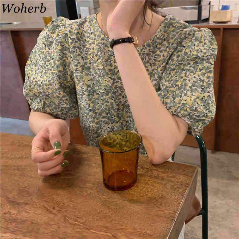 Women Blouse Vintage O Neck Floral Lantern Puff Sleeve Shirt Female Summer Blusas Loose Temperament Korean Chic Tops 210519