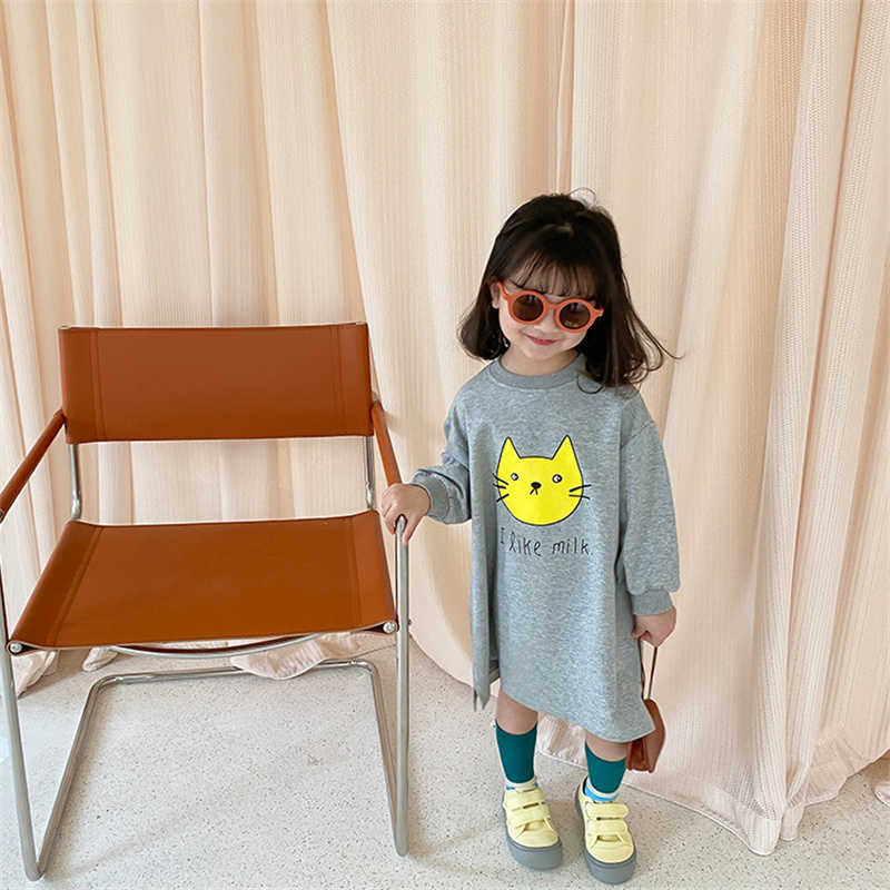 Spring girls cat printing long T-shirts Dresses korean style brief children loose cartoon dress 210615, Gray
Spring girls cat printing long T-shirts Dresses korean style brief children loose cartoon dress 210615, Gray
