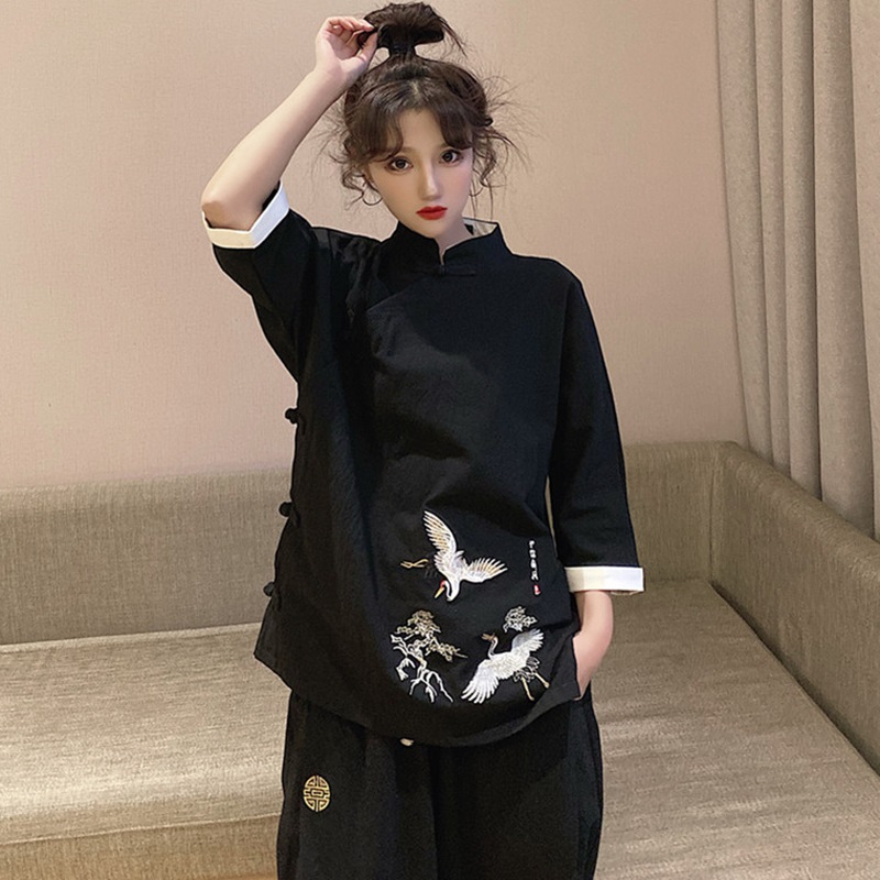 Traditional Chinese Clothing Women shirt Tang Suit Tai Chi Uniform Hanfu Kimono Cardigan Cheongsam Top Kung Fu Clothes 285
Traditional Chinese Clothing Women shirt Tang Suit Tai Chi Uniform Hanfu Kimono Cardigan Cheongsam Top Kung Fu Clothes 285