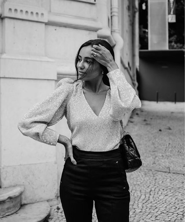 V neck Stitching Bright Silver Sequins Long sleeve Shirt Elegant Women Summer Puff Sleeve Pullover Blouse Tops 210429