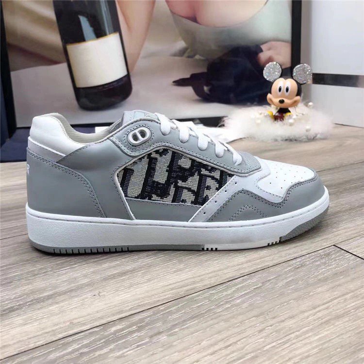 2021 new's high-end designer sneakers shoes women's casual leather presbyopic low-top high-top sports men's flat b27 s fashio, Black;red
2021 new's high-end designer sneakers shoes women's casual leather presbyopic low-top high-top sports men's flat b27 s fashio, Black;red
