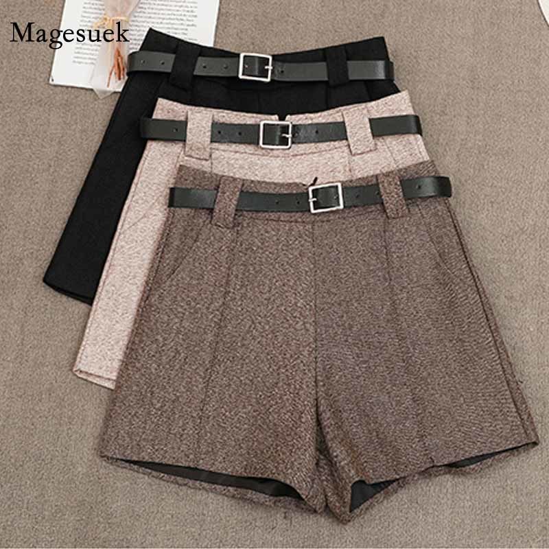 Autumn Woolen Cloth Shorts Women Fashion Winter High Waist With Belt A-line Casual Wide Leg Short Mujer 11613 210518, Black
Autumn Woolen Cloth Shorts Women Fashion Winter High Waist With Belt A-line Casual Wide Leg Short Mujer 11613 210518, Black
