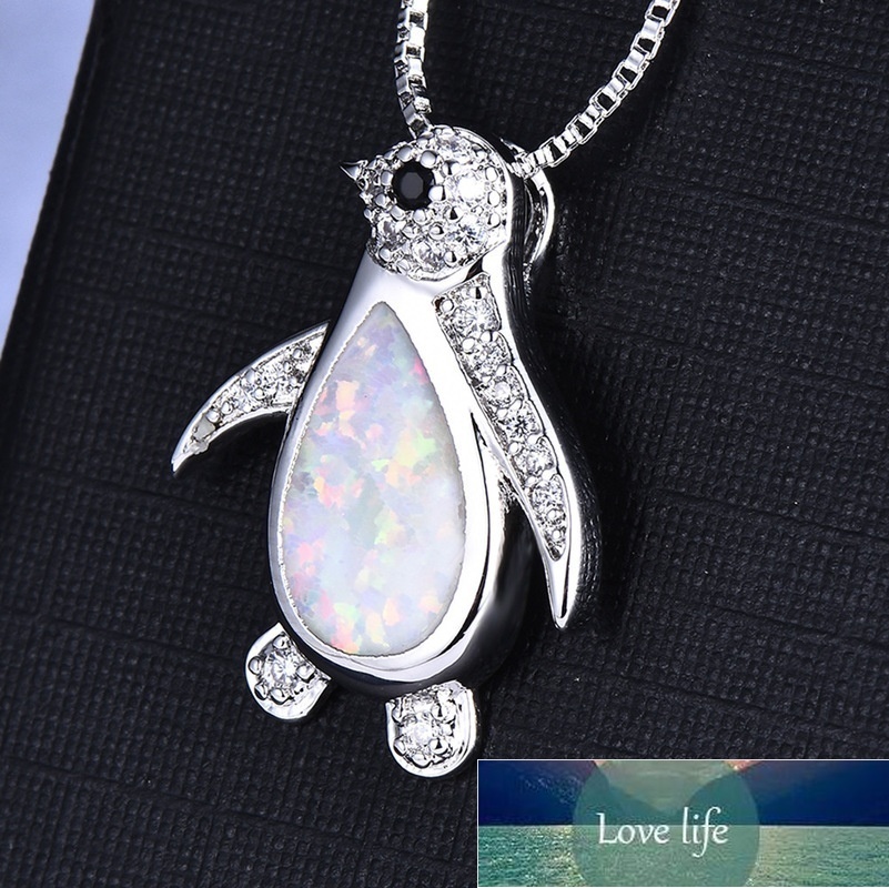 Fashion Creative Opal Zircon Penguin Animal Necklace Pendant Women Romantic Banquet Wedding Accessories Charm Jewelry Gift Factory price expert design