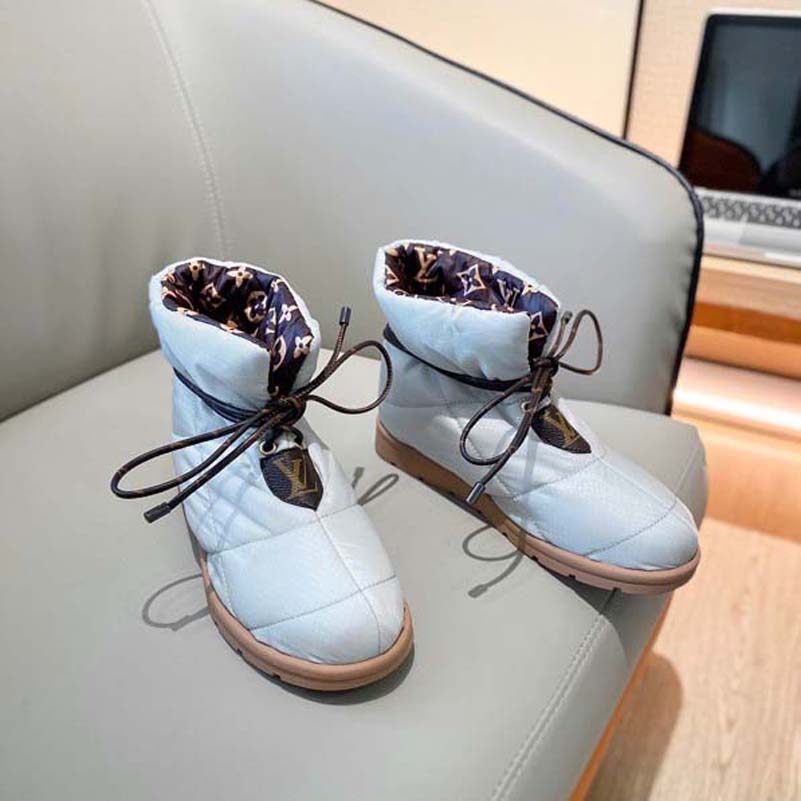 Quality fashion leather star women Designer boots martin short spring ankle Exquisite woman shoes cowboy booties bagshoe1978 136, #15
Quality fashion leather star women Designer boots martin short spring ankle Exquisite woman shoes cowboy booties bagshoe1978 136, #15