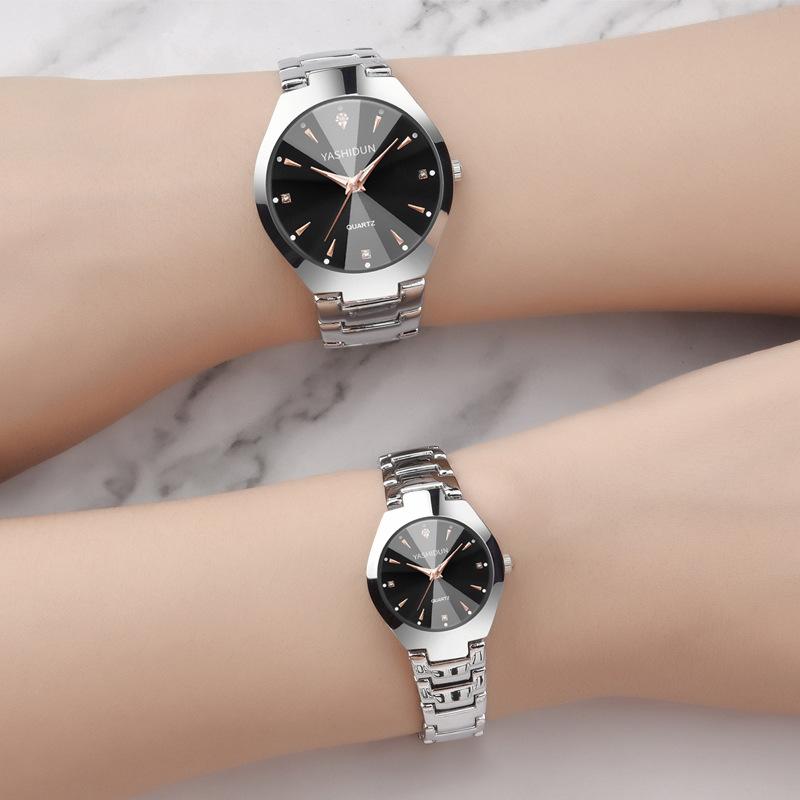 Wristwatches Modern Female Table Steel Band Couple Watches Students Luminous Manufacturers, White male
Wristwatches Modern Female Table Steel Band Couple Watches Students Luminous Manufacturers, White male