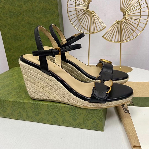 G shoes 2021 nouvelles chaussures femmes plates-formes COINS talons hauts antidérapants marche Casual Gladiator sandales mjjj002
G shoes 2021 nouvelles chaussures femmes plates-formes COINS talons hauts antidérapants marche Casual Gladiator sandales mjjj002