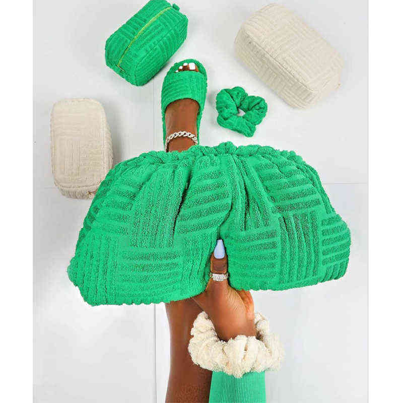 Popular Trend Classical Women Green Towels Slides and Purses Sets Soft Plush Wool Terry Slippers Clutch Bags for Mujer, Green bag
Popular Trend Classical Women Green Towels Slides and Purses Sets Soft Plush Wool Terry Slippers Clutch Bags for Mujer, Green bag