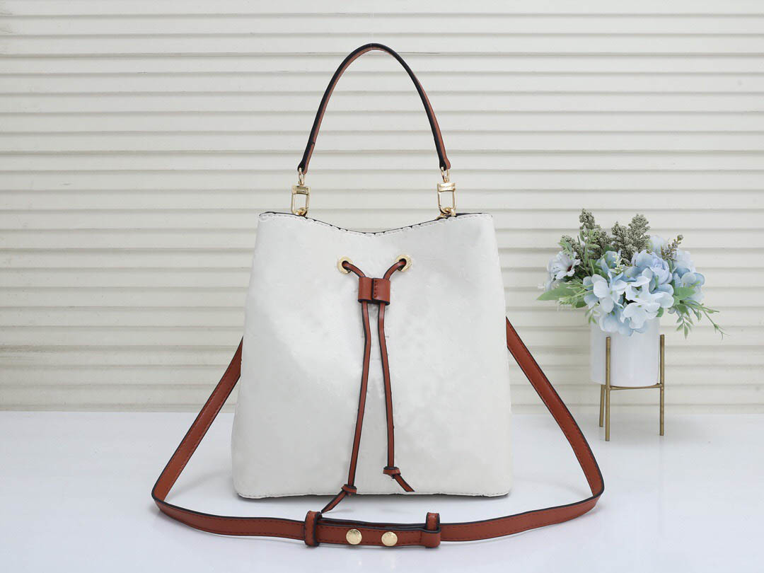 designer handbag 2021 louisbags_18 saddle bag felicie marmont onthego mini backpack purse dingdanduoduo888 marc snapsbags m45306 luxury
designer handbag 2021 louisbags_18 saddle bag felicie marmont onthego mini backpack purse dingdanduoduo888 marc snapsbags m45306 luxury