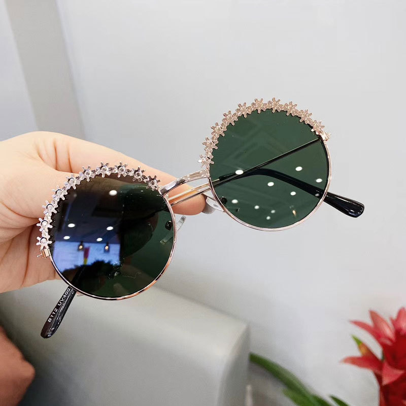 Fashion Kids Sunglasses Lovely Flower Border Girls Boys Sunglass Ultraviolet-proof Infant Glasses Eyewear Child Shades Gafas Gift Wholesale Z260305
