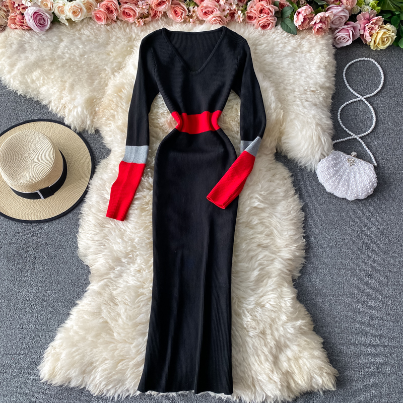 2022 Autumn winter new design women's v-neck color block long sleeve knitted high waist midi long sweater dress, Black
2022 Autumn winter new design women's v-neck color block long sleeve knitted high waist midi long sweater dress, Black