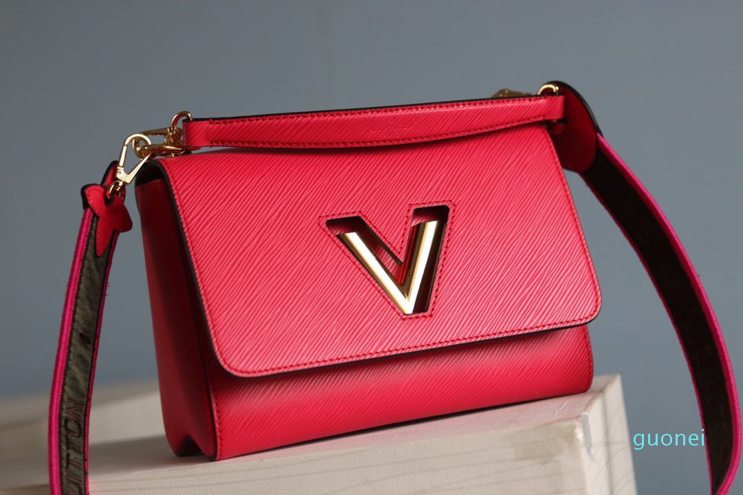 2021 Classic Original high quality luxury designer bag Mono Twist handbag leather shoulder bags Crossbody Bag handbags purse, Red #m50352
2021 Classic Original high quality luxury designer bag Mono Twist handbag leather shoulder bags Crossbody Bag handbags purse, Red #m50352