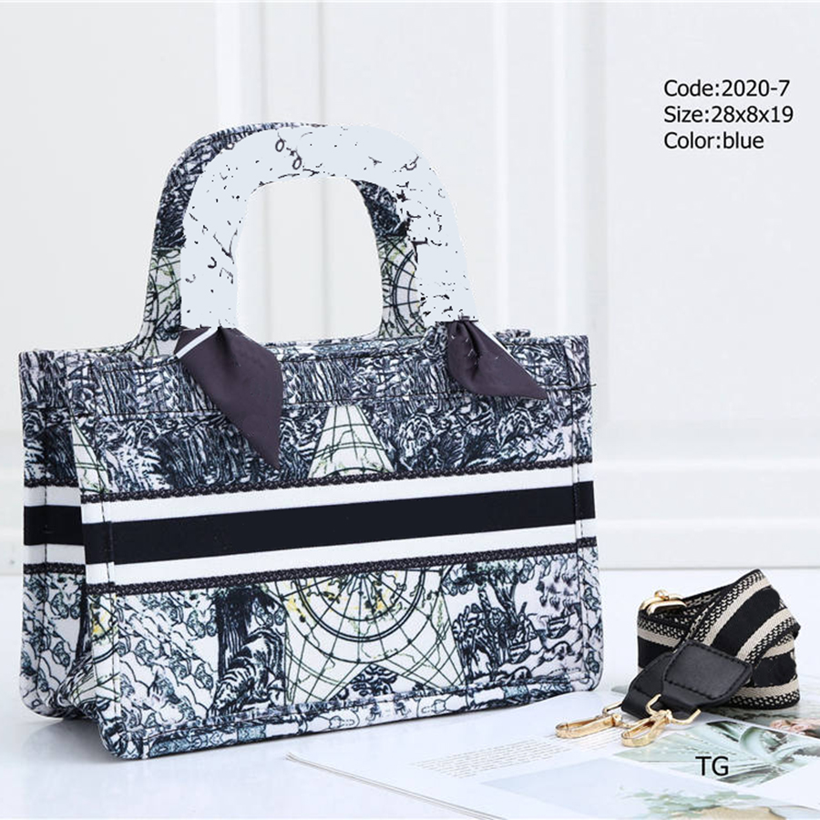 Designer Totes Luxury Handbag Fashion Wallet Canvas Multi color Woven Shopping Bag Designers Unisex Luxurys Large Capacity 04, Dustbag
Designer Totes Luxury Handbag Fashion Wallet Canvas Multi color Woven Shopping Bag Designers Unisex Luxurys Large Capacity 04, Dustbag