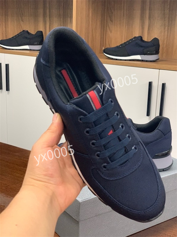 Prad designer lady Flat Casual boots Travel lace-up sneaker Letters woman shoe leather fashion men gym Running High top women shoes Large size38-46, 06
Prad designer lady Flat Casual boots Travel lace-up sneaker Letters woman shoe leather fashion men gym Running High top women shoes Large size38-46, 06