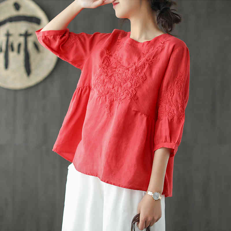 Johnature Embroidery Cotton Women T-shirt Vintage Casual Style Summer Loose O-neck Half-Sleeve Fashion Top 210521, Green
Johnature Embroidery Cotton Women T-shirt Vintage Casual Style Summer Loose O-neck Half-Sleeve Fashion Top 210521, Green