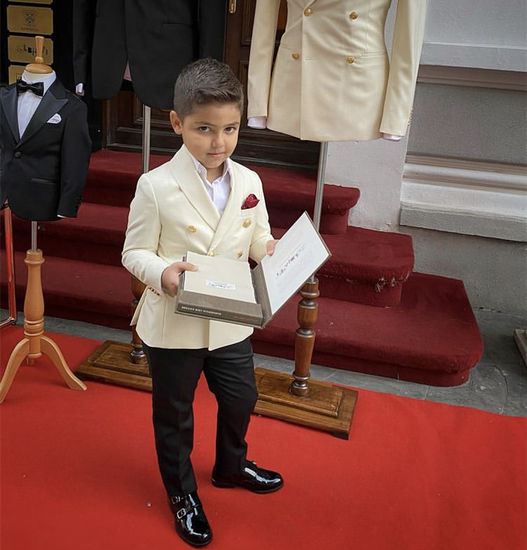 Customize Ivory Jacket Black Pants Flower Girls Dresses Shawl Collar Boys Attire Costume Homme Boy Suits Formal Kid Tuxedos