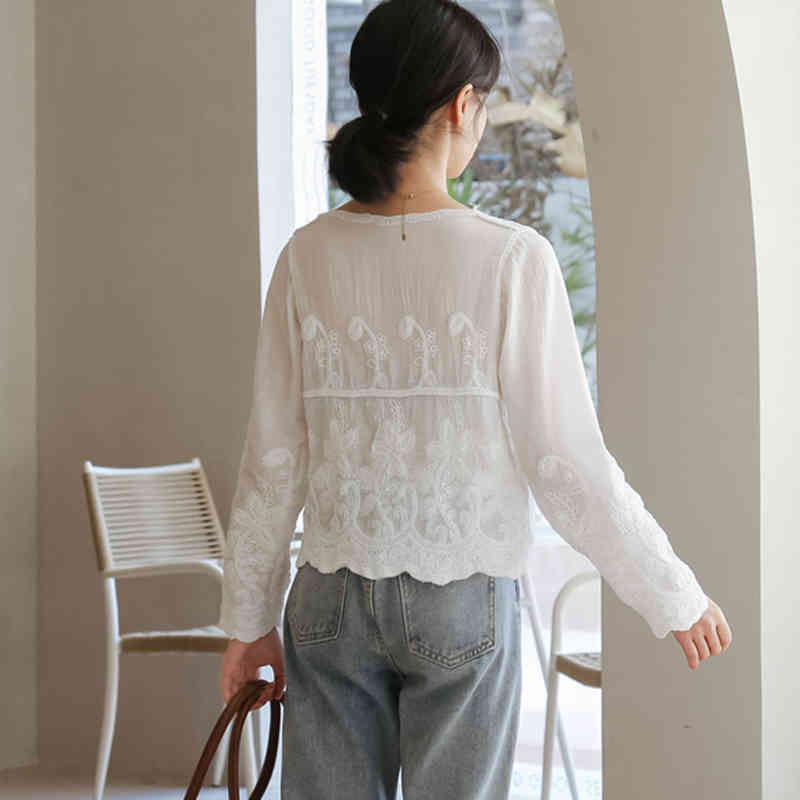 Casual tops V-Neck Button Women Shirts Cotton Floral Embroidery Blouse Solid white Long Sleeve Female Clothing 13332 210506