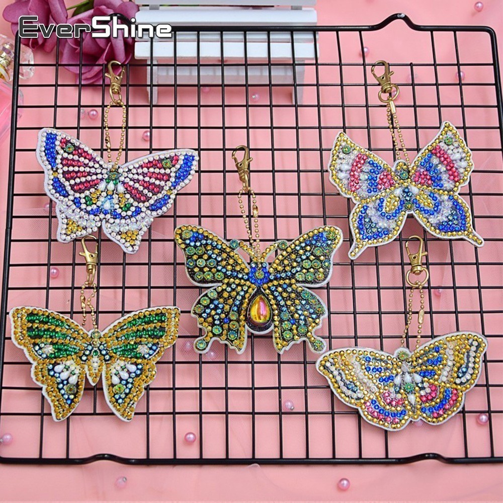 5D Diamond Painting Keychain Butterfly Diamond Embroidery Special Shaped Diamond Keychain Art Handmade GiftsFree shipping by air
5D Diamond Painting Keychain Butterfly Diamond Embroidery Special Shaped Diamond Keychain Art Handmade GiftsFree shipping by air