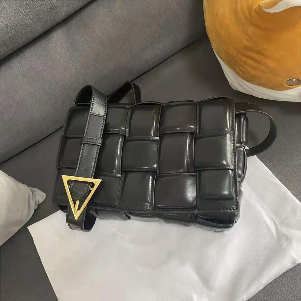 Designer handbag shoulder bags women fashion messenger bag leisure temperament pleated plaid woven cow leather pillow gold finish metal handbags