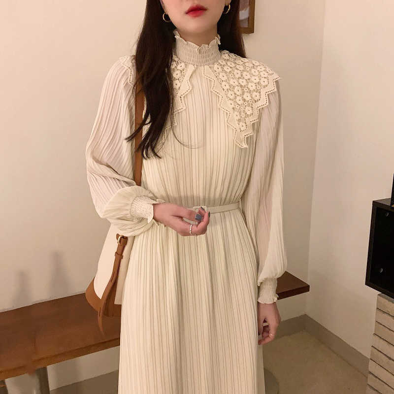 LY VAREY LIN Spring Autumn Women Knitted Pleated Dress Lace Stand Neck High Waist Slim Robe Solid Color Elegant 210526