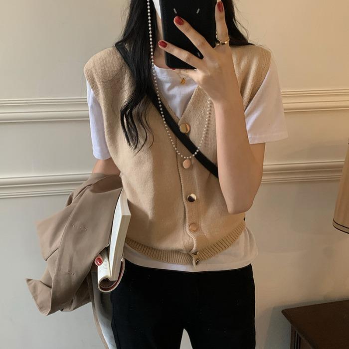 Women's Vests Kumikumi Vintage V-neck Knitted Cardigan Vest Coat Autumn Loose Sleeveless Folding Top, Black;white
Women's Vests Kumikumi Vintage V-neck Knitted Cardigan Vest Coat Autumn Loose Sleeveless Folding Top, Black;white